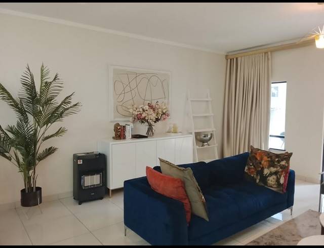 2 BEDROOM TOWNHOUSE FOR SALE IN FOURWAYS